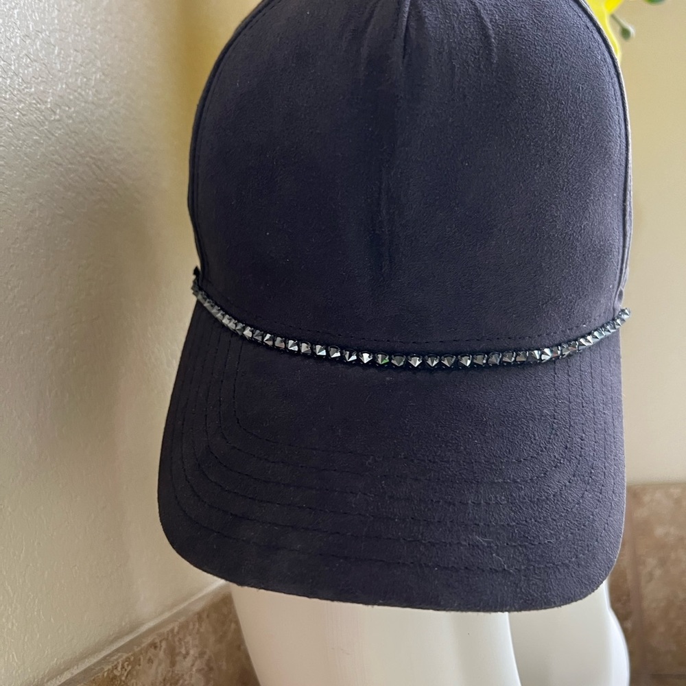 Ladies Velvet Black Color with black Sequin Swofgold Brand.